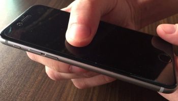 Как решить проблему с мерцающим дисплеем iPhone 6