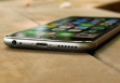 Белый экран запуска с черным логотипом Apple на iPhone 6