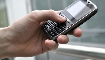 Лучшие кнопочные телефоны