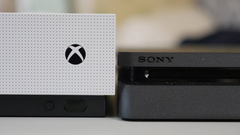 What should you do before selling PS4 or Xbox One?