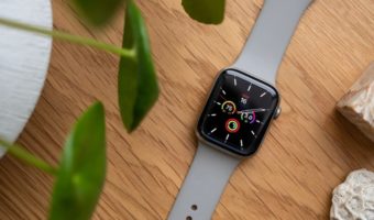 Чем Apple Watch выгодно отличается от Mi Band?