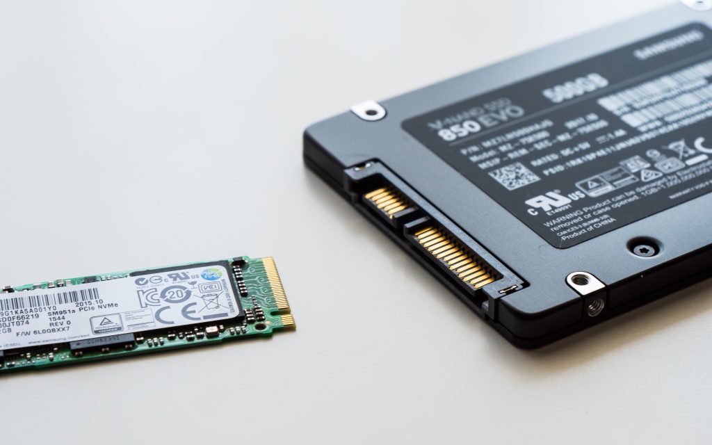 Как определить срок службы SSD диска и что на него влияет?